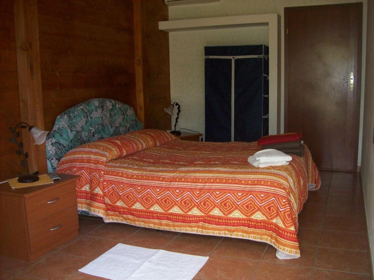 B&B Domo De Pedra Tottubella Extérieur photo